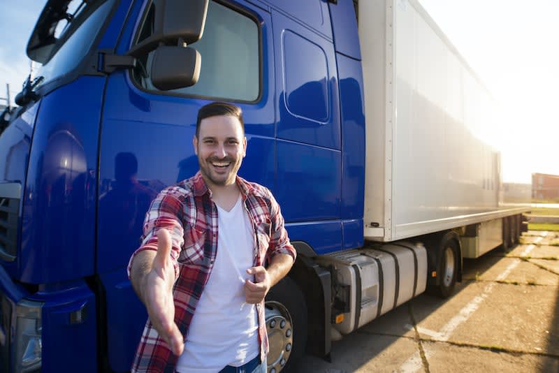 Truck Driver Turnover: Trends, Costs, and Tips for Improving Retention 